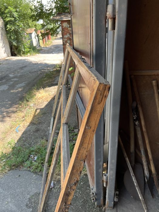 Рама  деревянная