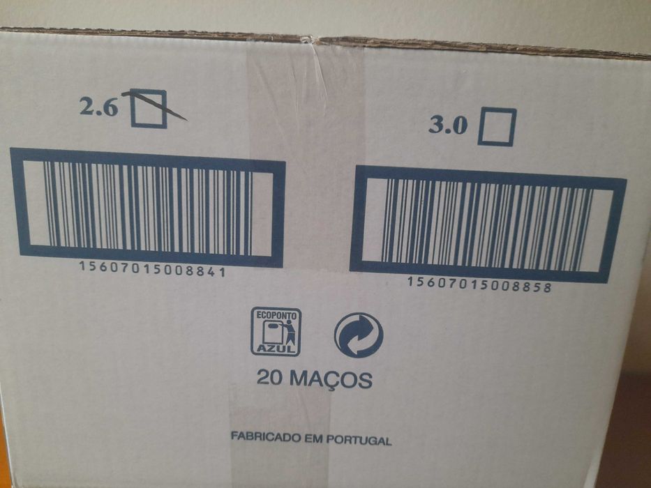 Papel toalhas de mão zig zag - 9 euros/caixote de 2600 toalhas