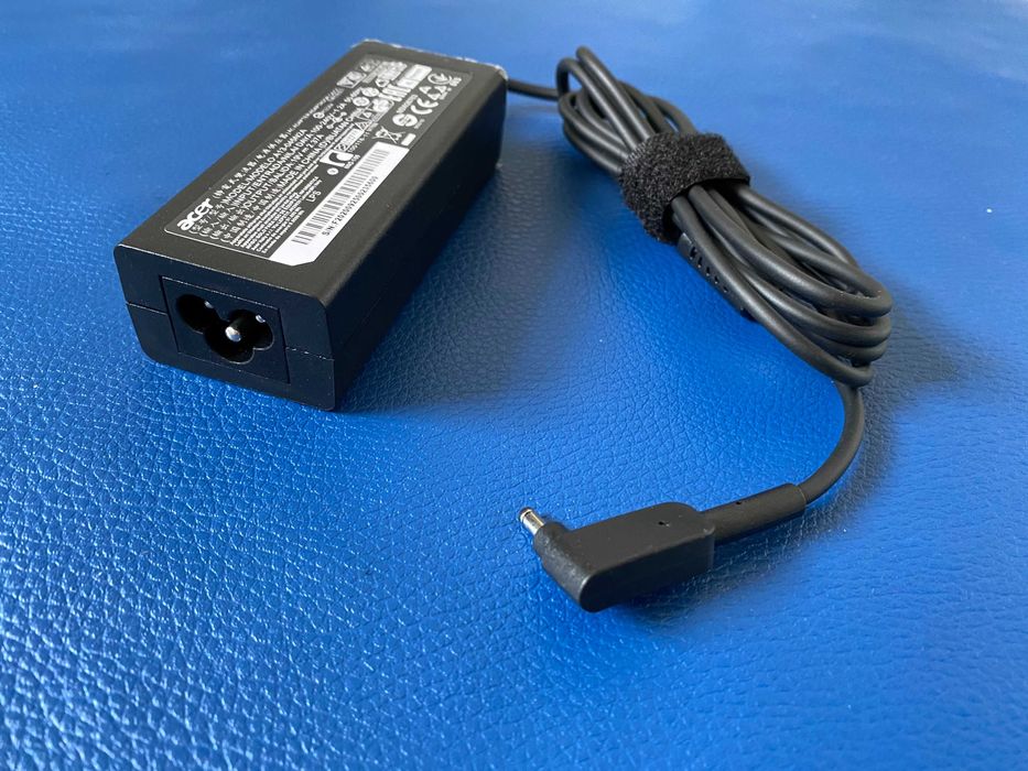 Зарядка живлення  для ноутбука Acer 19 V 2.37 A 3.0*1.0 мм