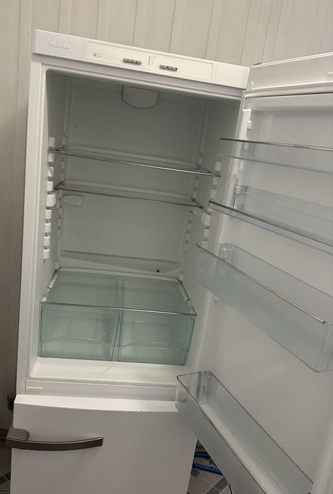 Ходильник  Miele