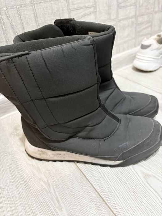 Жіночі зимові чоботи дутики Adidas Terrex