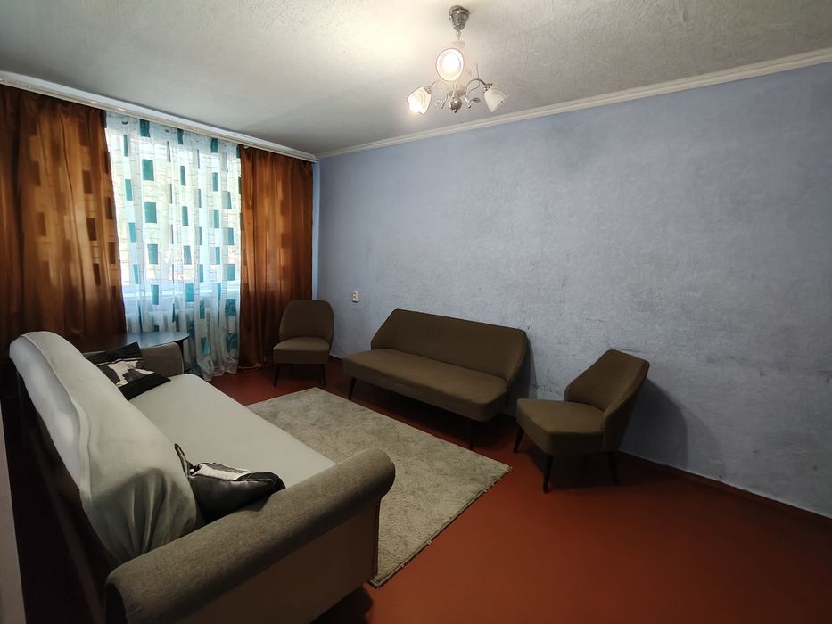 Подобово оренда 2-х кімнатна квартира в центрі Прилуки