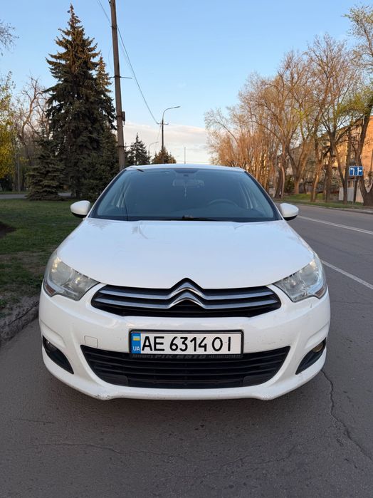 Авто Citroën C4 2011
