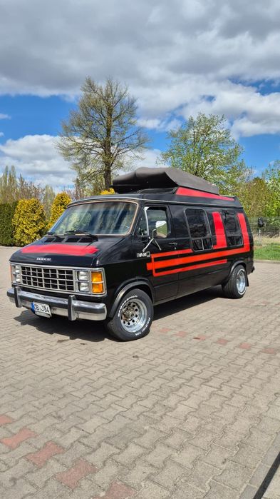 DODGE Ram Van B250  7-osobowy 5.7 LPG Sprowadzony z Niemiec