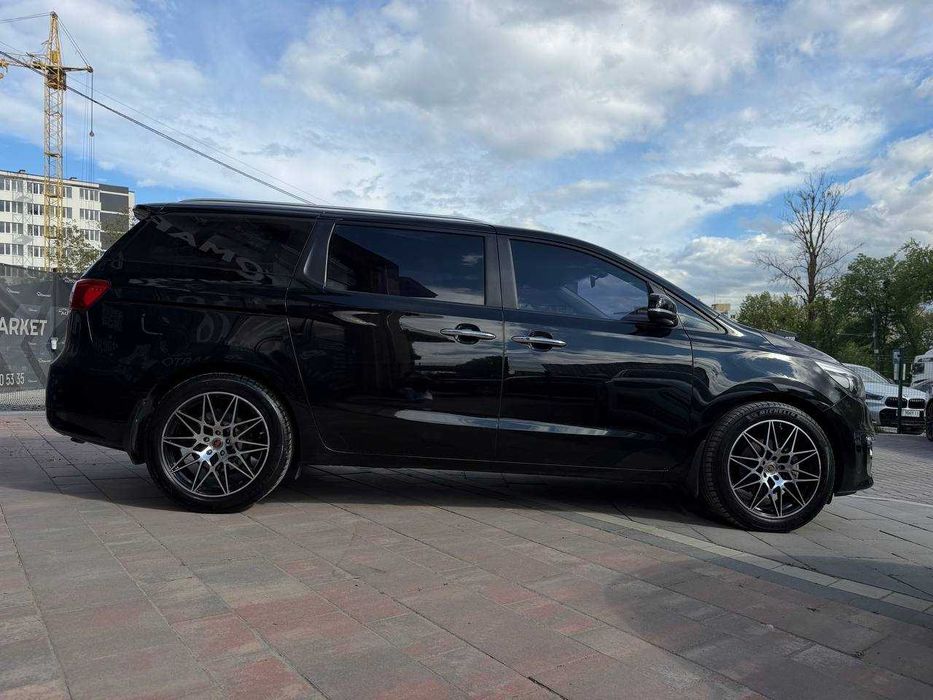 KIA CARNIVAL 2.2 дизель