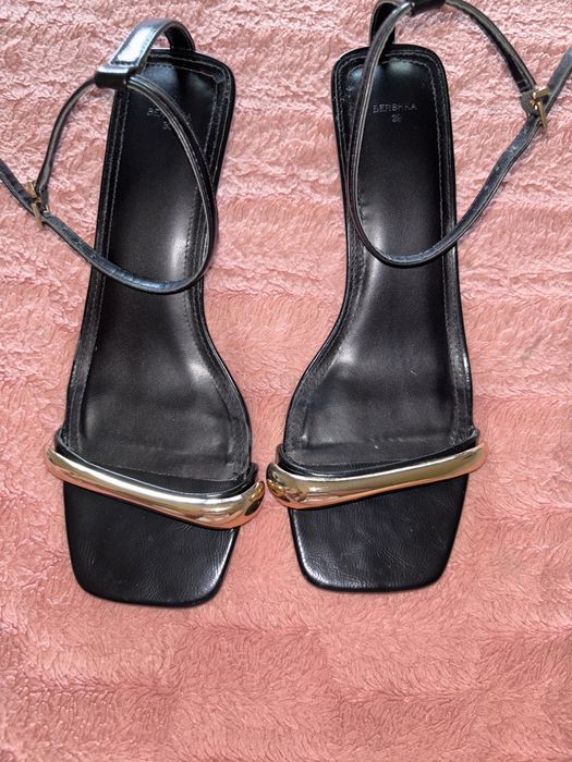 sapatos de salto baixo