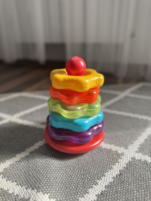 дитяча пірамідка / іграшка Battat