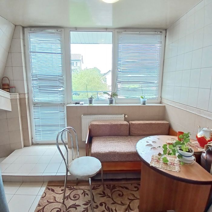 Здається кімната Вільно для дівчини на підселення,