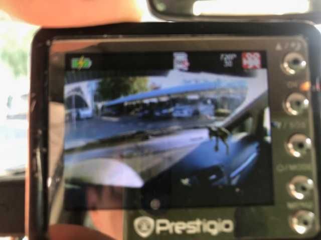 Видеорегистратор Prestigio RoadRunner 300