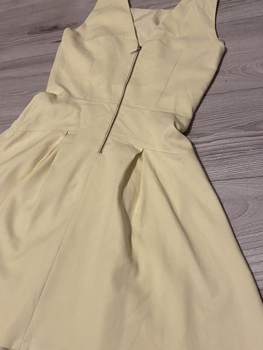 Żółta sukienka mini