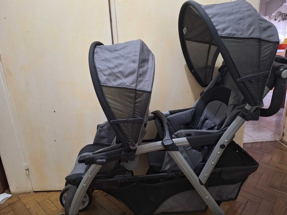 Carrinho de Gémeos em bom estado