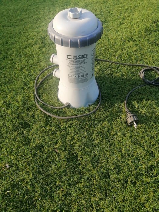 vendo escada para piscina Intex