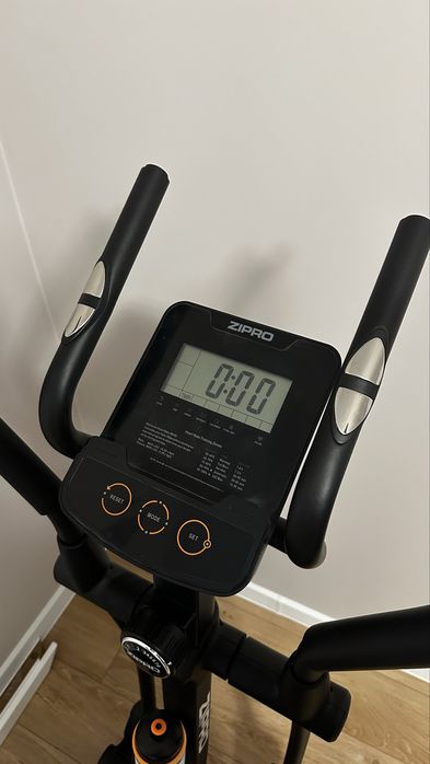 Orbitrek ZIPRO HULK RS – magnetyczny, 8 kg, LCD, 150 kg