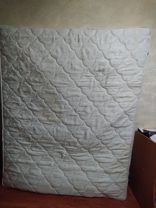 Матрац б/у 160х200см