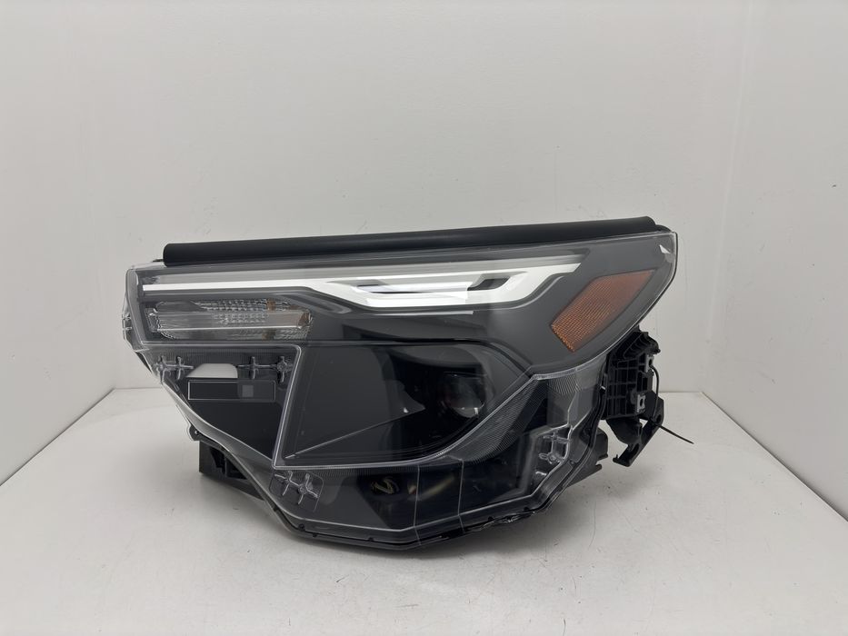 Фара ліва Subaru Forester 2025-2026 USA