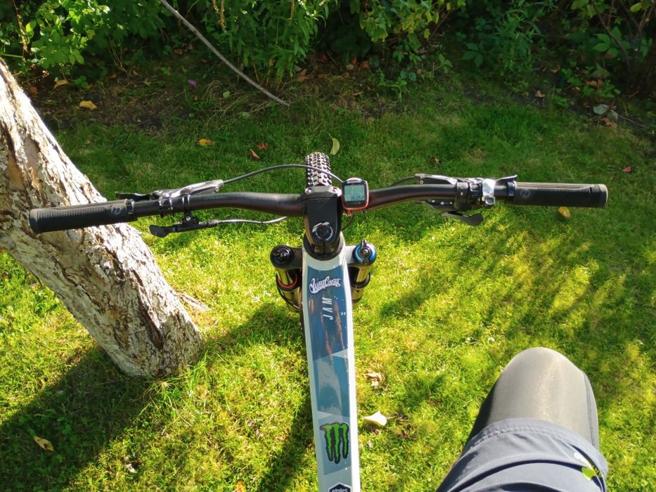 Rower MTB full Focus Jam 6.8 roz. M, doinwestowany, RockShox, koła 29