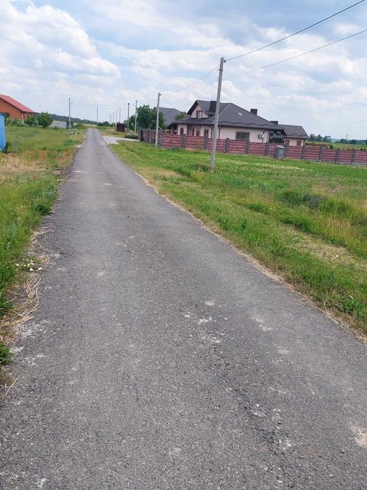 Продам ділянку під забудову 17 сот, асфальтований доїзд