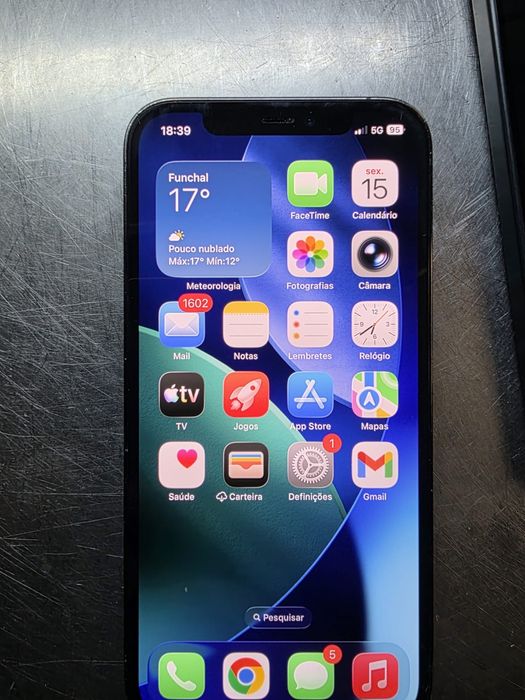 Iphone 12 pro e samsung galaxy a16