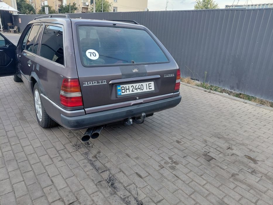 Mercedes-Benz E-Class 1992 VIN WDB1241931F197491 фото оголошення 5 з 14