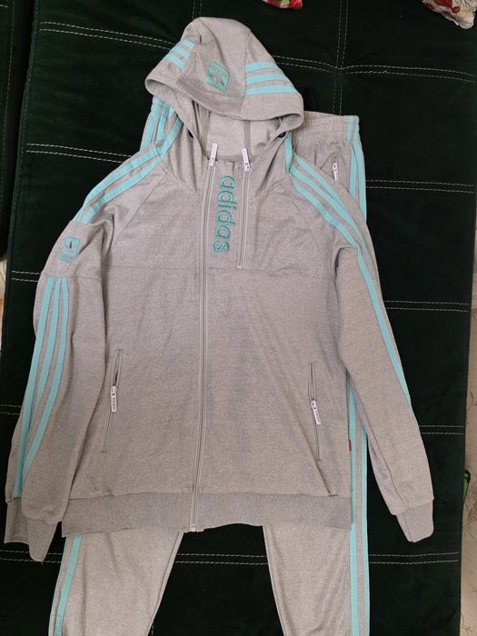 Спортивний костюм