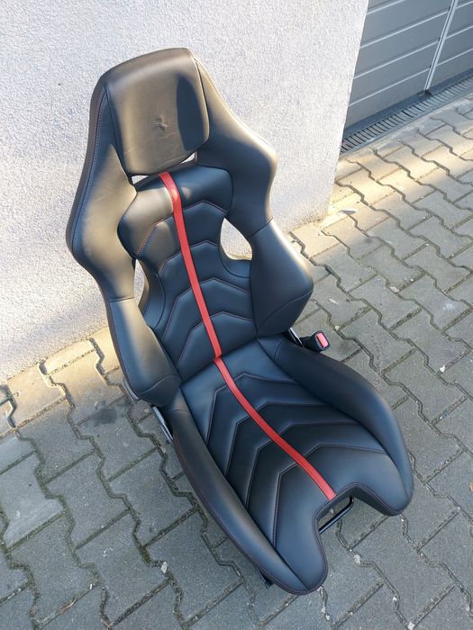 fotel ferrari 488 458 carbon prawy