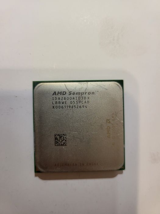 Процесор AMD Sempron 2800+ SDA2800AIO3BX Socket 754