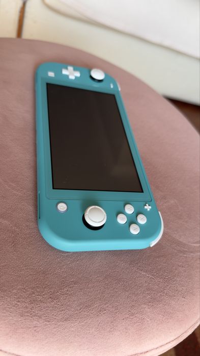 Nintendo Switch Lite Turquesa + 2 Jogos