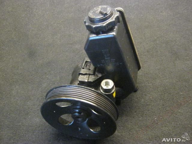 гур, 90495960 насос гідропідсилювача Opel Vectra B( Опель Вектра Б)