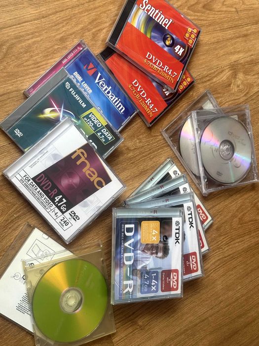 15 DVD-R 4.7GB Novos