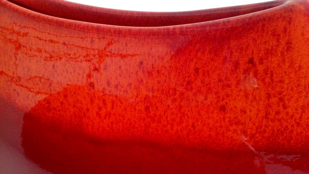 Invulgares peças decorativas em loiça - vermelho - brilho acetinado