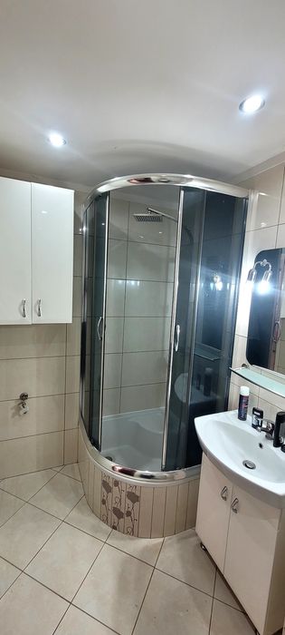 Mieszkanie trzy pokojowe 48.60 m2 na drugim piętrze.