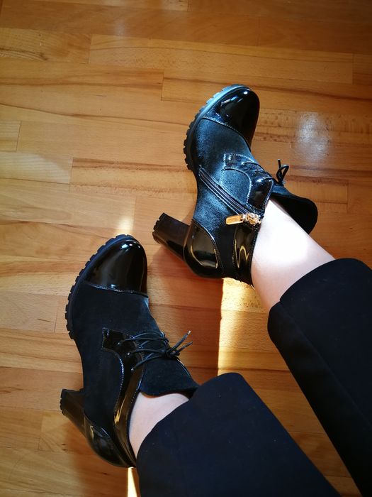 Нові ботінки, ботильйони шкіра 40р.