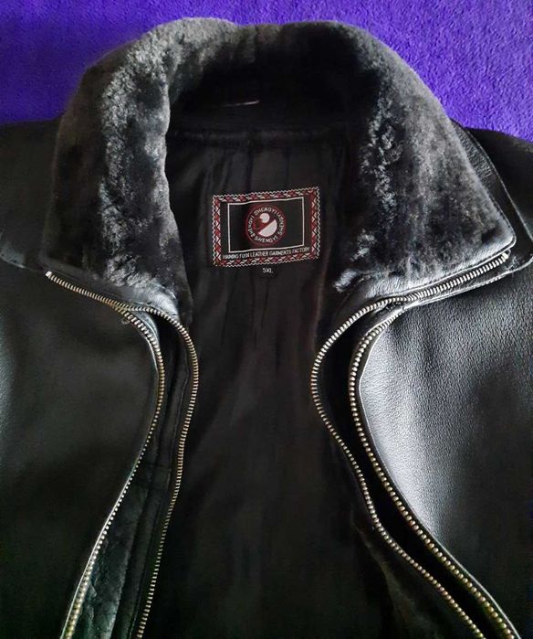 Шкіряна чоловіча куртка 50-52р., як нова