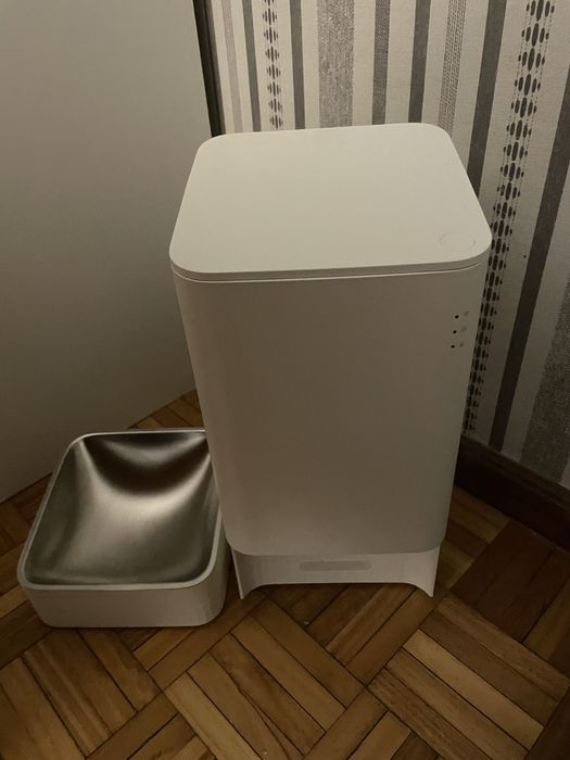 Alimentador automatico e inteligente XIAOMI. Novo.