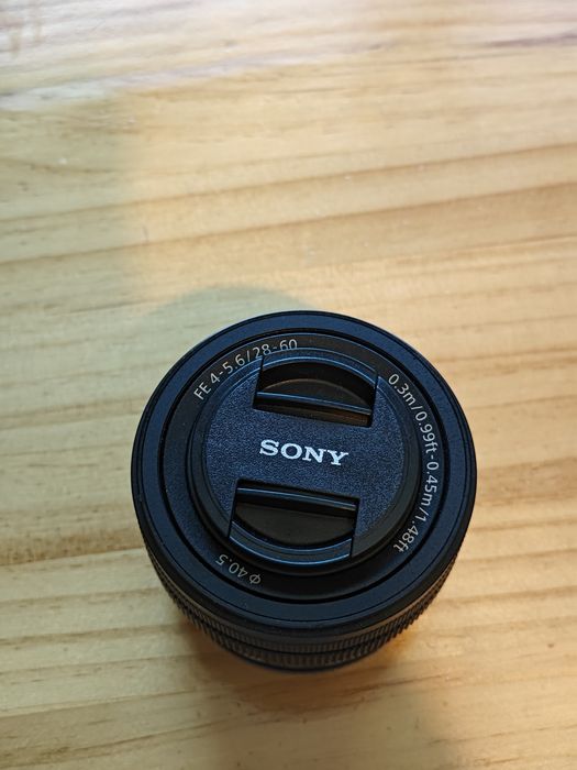 Lente Sony FE 28-60mm 4-5.6