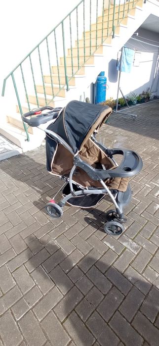 Carrinho de Bebe com cadeira