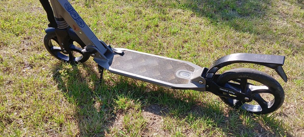 Hulajnoga meteor city