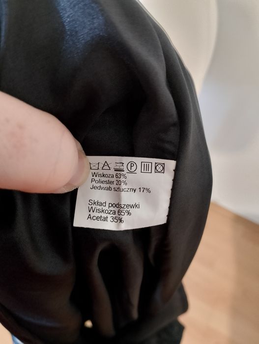 Spódnica czerwone tulipany rozm L sztuczny jedwab