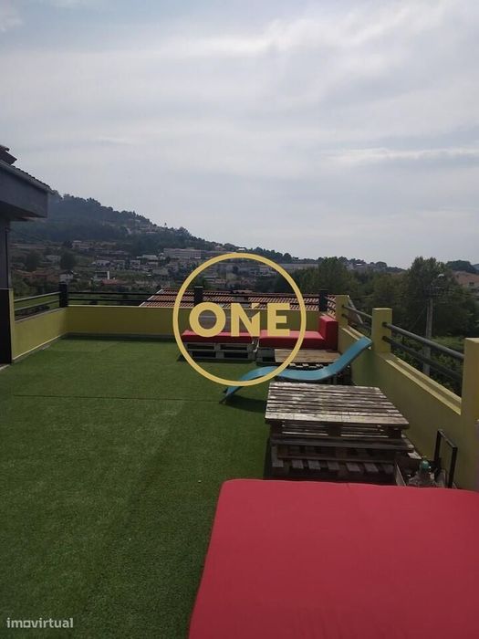 Andar moradia T5  para arrendar mobilado