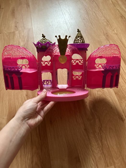 Дитячі іграшки різні