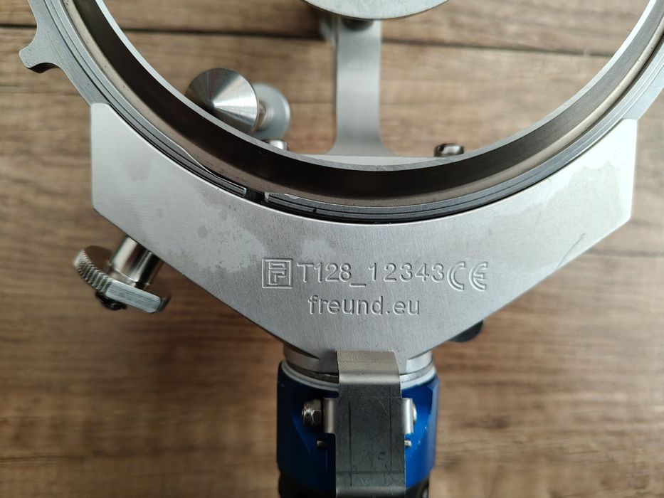 Тример FREUND / FREUND/ машинка для сала /