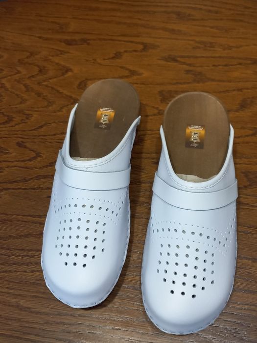 Klasyczne drewniaki, rozmiar 41