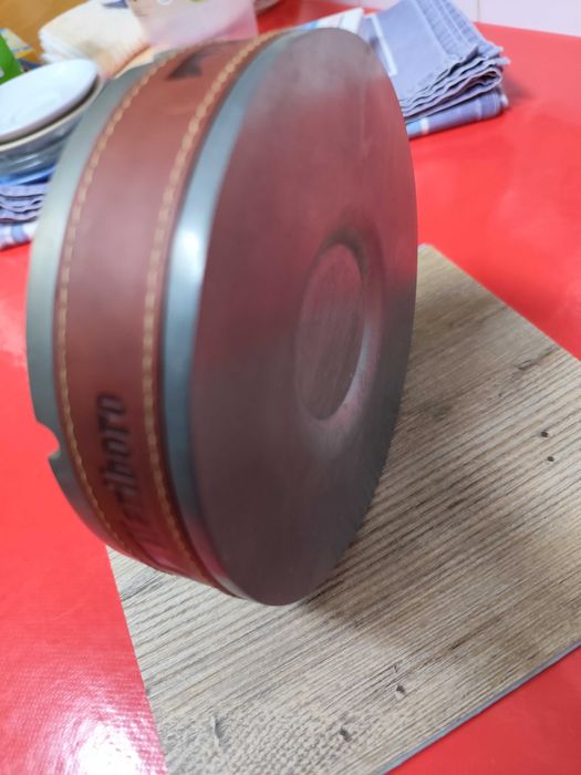 Cinzeiro grande em metal Marlboro