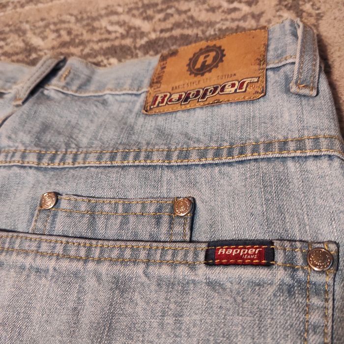 Spodnie Jeansowe z szerokimi nogawkami