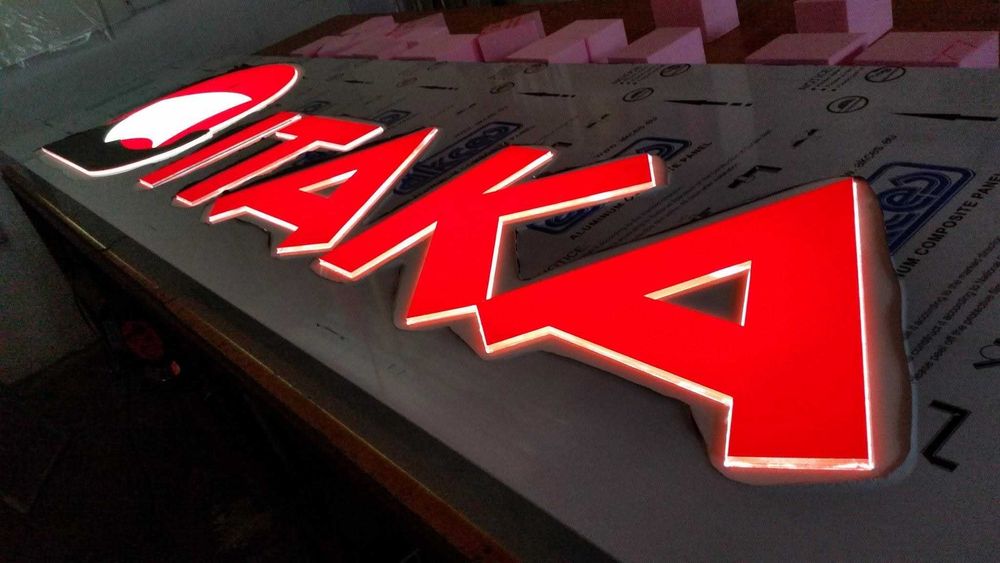 Kaseton podświetlany LED Szyld Litery 3D LED LOGO