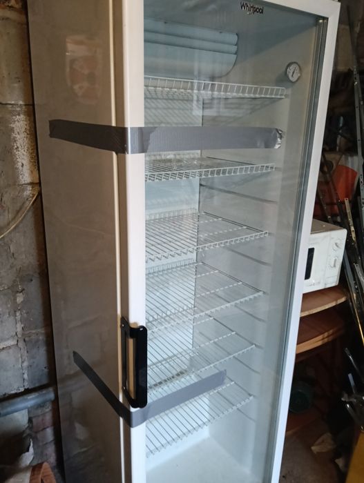 Witryna chłodnicza Whirlpool ADN202/2