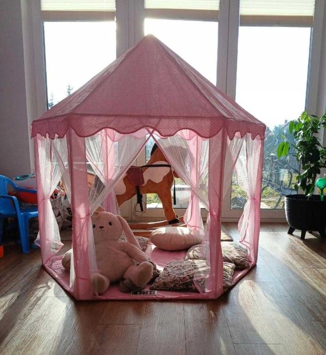 Różowy namiot do zabawy dla dzieci – domek do pokoju i ogrodu