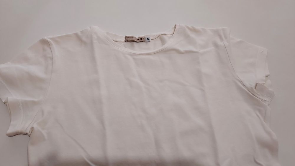 4 T-shirts básicas M-10€