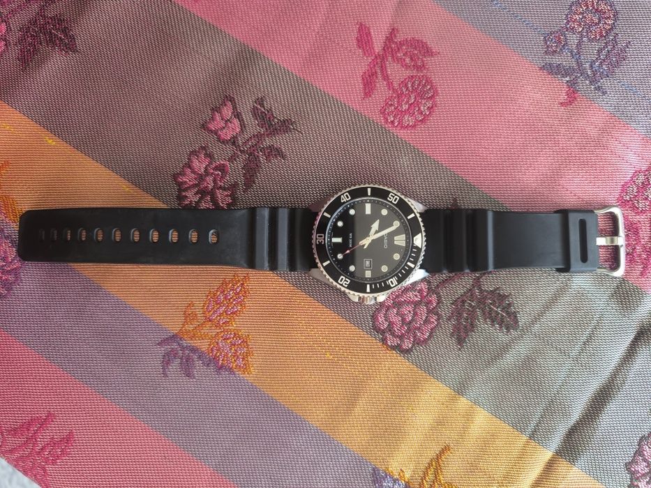 Casio mdv 107 (Duro)