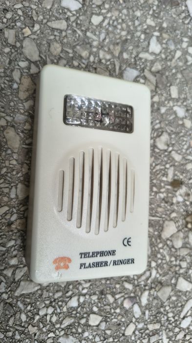 Dodatkowy głośny dzwonek do telefonu stacjonarnego